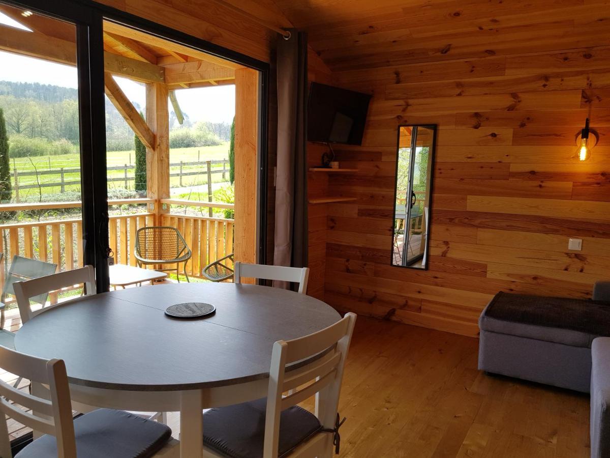 La Cabane Du Jardin Bongheat ภายนอก รูปภาพ